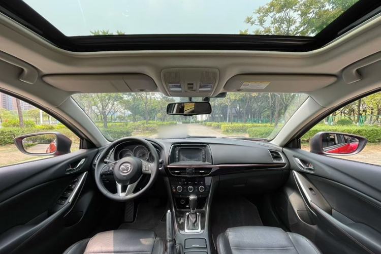 Used Mazda Atenza 2015 2.5L Blue Sky Prestige Edition Interior 3