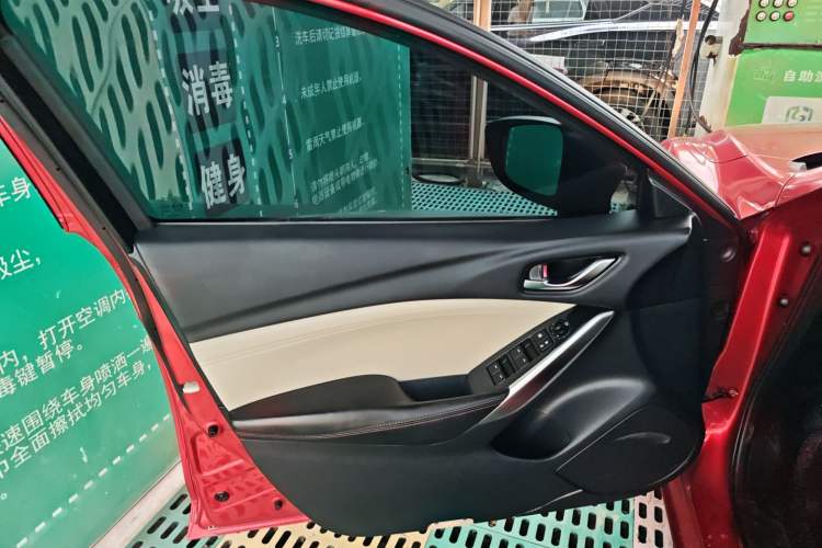 Used Mazda Atenza 2015 2.0L Blue Sky Luxury Edition Left Front Door Interior