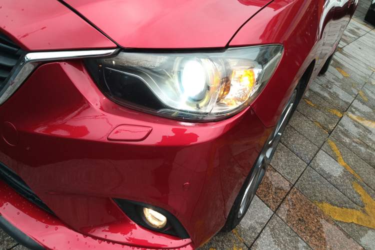 Used Mazda Atenza 2015 2.5L Blue Sky Prestige Edition Left Front Headlight