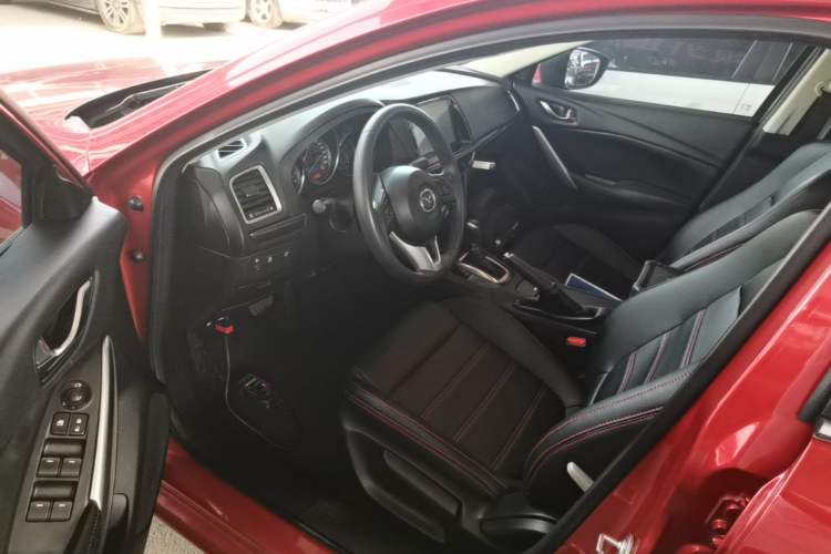 Used Mazda Atenza 2015 2.0L Blue Sky Fashion Edition Left Front Seat