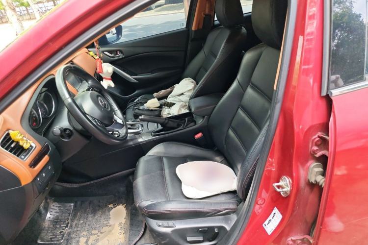 Used Mazda Atenza 2015 2.0L Blue Sky Luxury Edition Left Front Seat