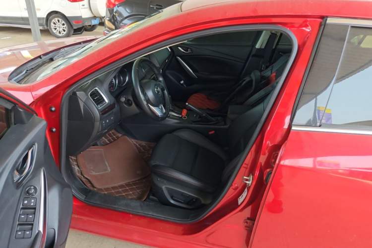 Used Mazda Atenza 2015 2.0L Blue Sky Luxury Edition Left Front Seat