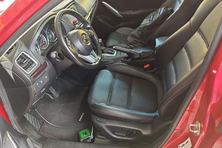 Used Mazda Atenza 2015 2.0L Blue Sky Luxury Edition Left Front Seat