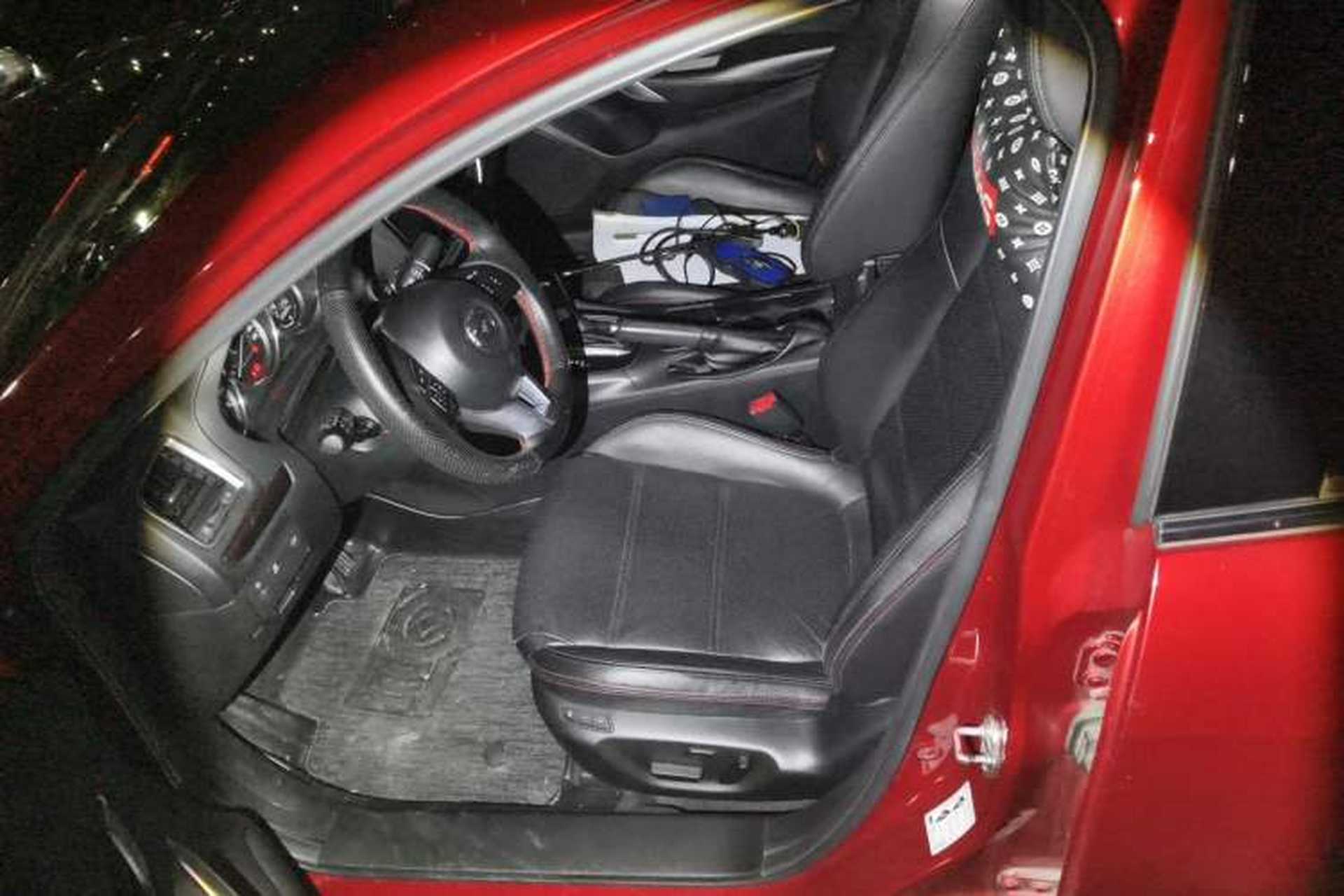 Used Mazda Atenza 2015 2.0L Blue Sky Luxury Edition Left Front Seat