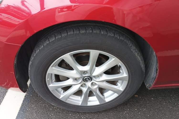 Used Mazda Atenza 2015 2.0L Blue Sky Luxury Edition Left Front Wheel Hub