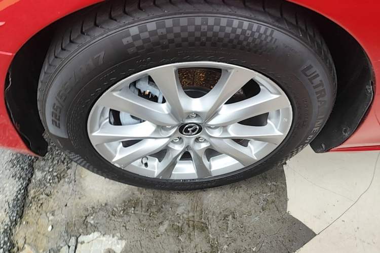 Used Mazda Atenza 2015 2.0L Blue Sky Prestige Edition Left Front Wheel Hub