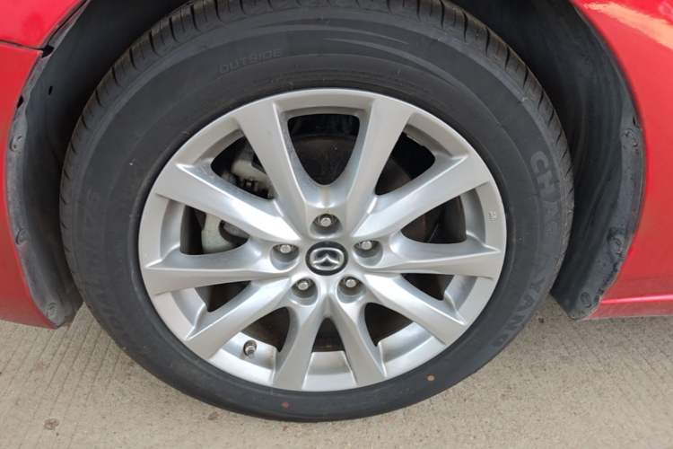 Used Mazda Atenza 2015 2.0L Blue Sky Luxury Edition Left Front Wheel Hub