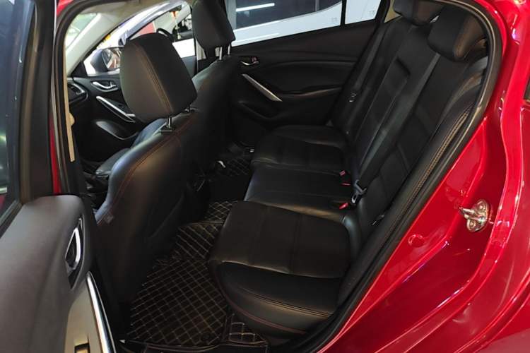 Used Mazda Atenza 2015 2.0L Blue Sky Luxury Edition Left Rear Seat