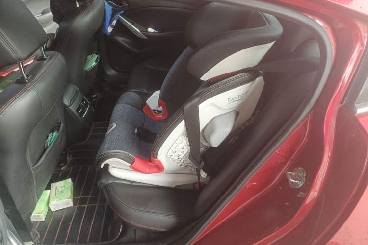Used Mazda Atenza 2015 2.5L Blue Sky Sport Edition Left Rear Seat