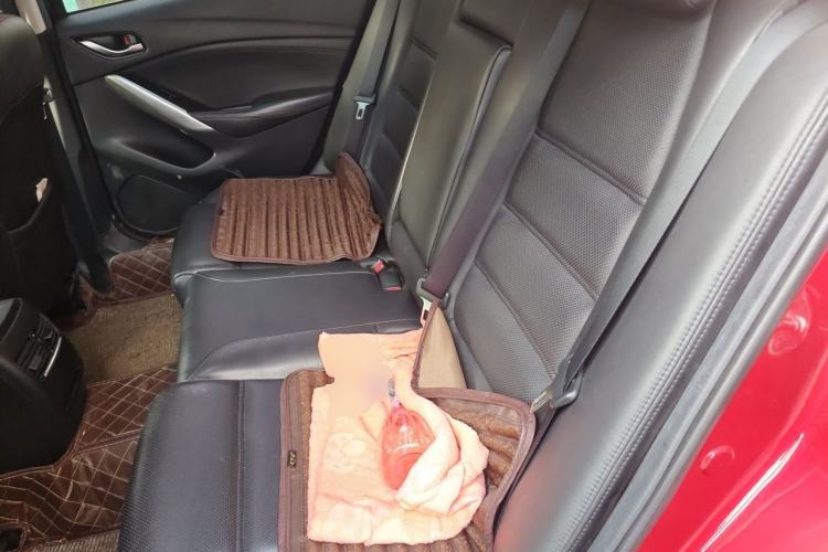 Used Mazda Atenza 2015 2.5L Blue Sky Prestige Edition Left Rear Seat