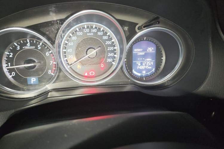 Used Mazda Atenza 2015 2.5L Blue Sky Sport Edition Odometer Close Up