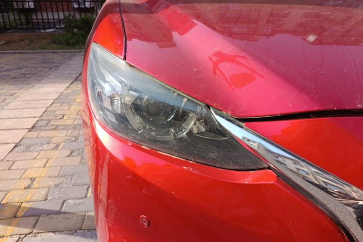 Used Mazda Atenza 2015 2.0L Blue Sky Luxury Edition Right Front Headlight