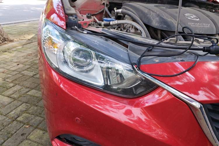 Used Mazda Atenza 2015 2.0L Blue Sky Luxury Edition Right Front Headlight