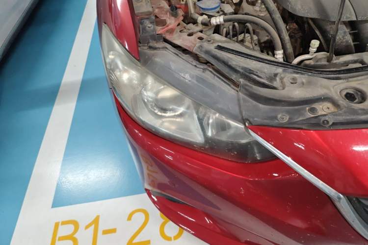 Used Mazda Atenza 2015 2.5L Blue Sky Sport Edition Right Front Headlight