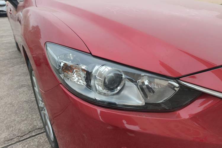 Used Mazda Atenza 2015 2.0L Blue Sky Luxury Edition Right Front Headlight