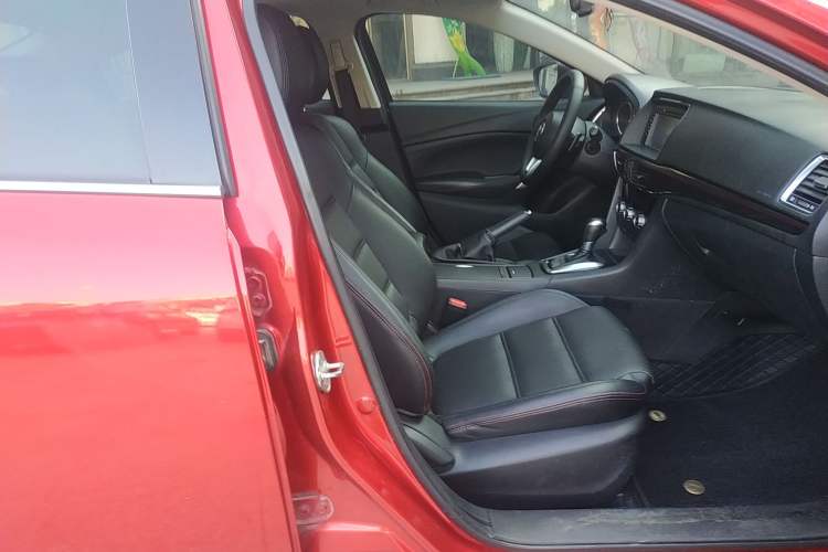 Used Mazda Atenza 2015 2.5L Blue Sky Sport Edition Right Front Seat