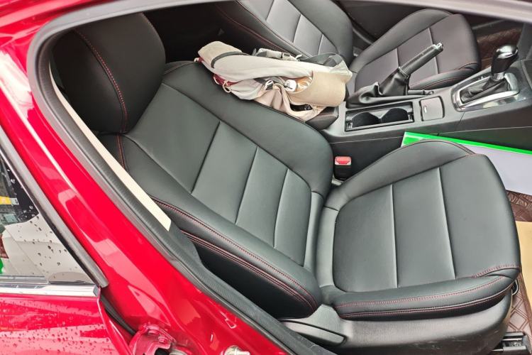 Used Mazda Atenza 2015 2.0L Blue Sky Luxury Edition Right Front Seat