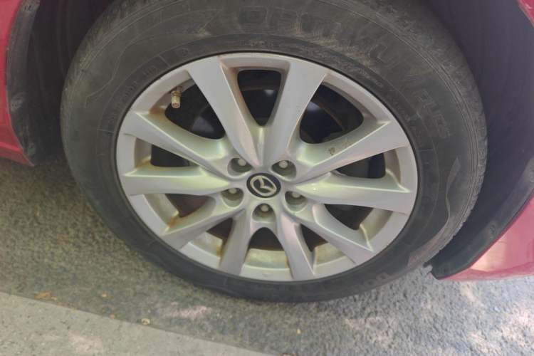 Used Mazda Atenza 2015 2.0L Blue Sky Luxury Edition Right Front Wheel Hub