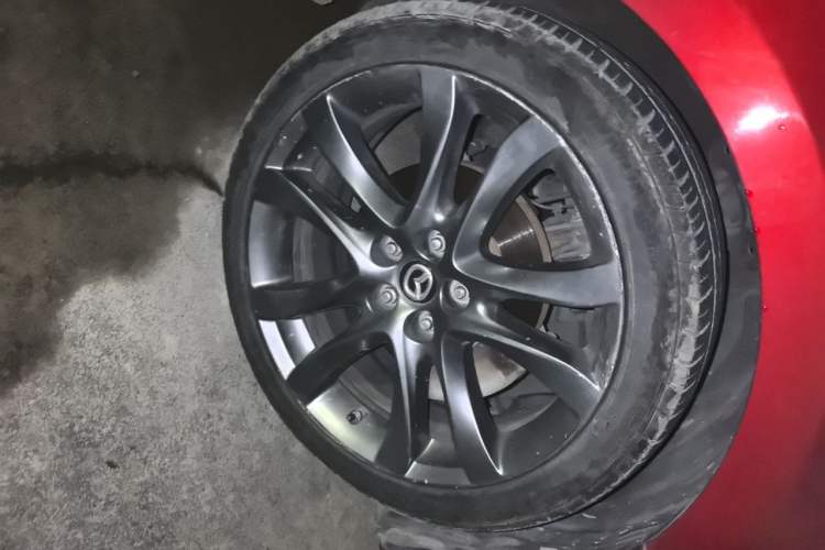 Used Mazda Atenza 2015 2.5L Blue Sky Prestige Edition Right Front Wheel Hub