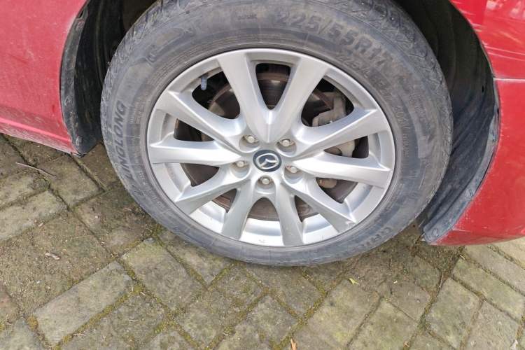 Used Mazda Atenza 2015 2.0L Blue Sky Luxury Edition Right Front Wheel Hub