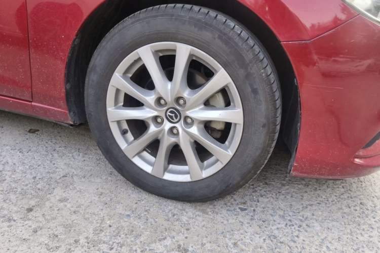 Used Mazda Atenza 2015 2.0L Blue Sky Fashion Edition Right Front Wheel Hub