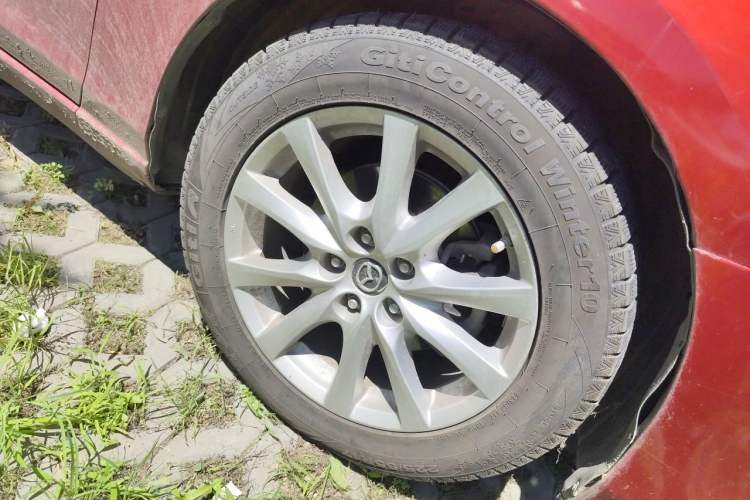 Used Mazda Atenza 2015 2.0L Blue Sky Fashion Edition Right Front Wheel Hub