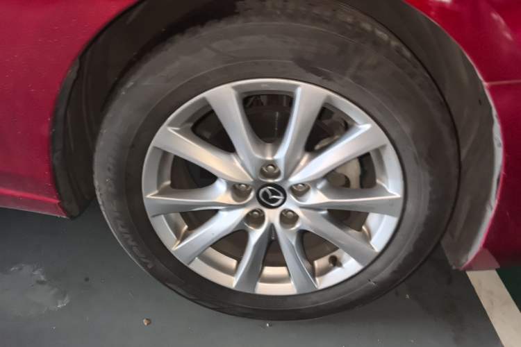 Used Mazda Atenza 2015 2.0L Blue Sky Luxury Edition Right Front Wheel Hub