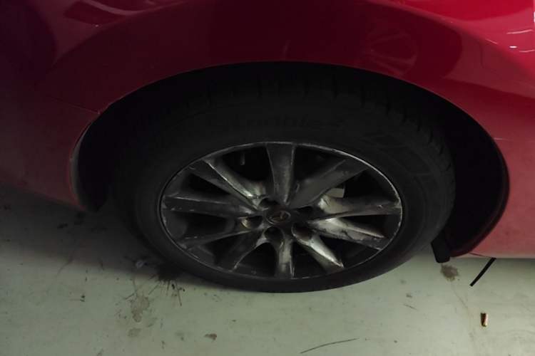 Used Mazda Atenza 2015 2.0L Blue Sky Luxury Edition Right Rear Wheel Hub