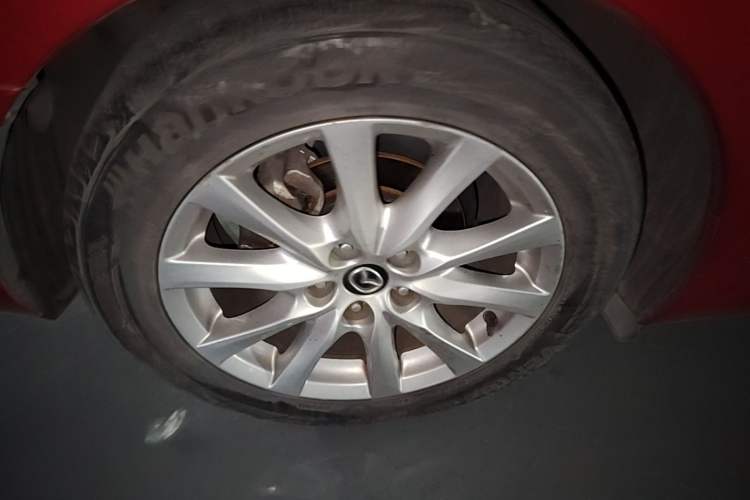 Used Mazda Atenza 2015 2.0L Blue Sky Luxury Edition Right Rear Wheel Hub
