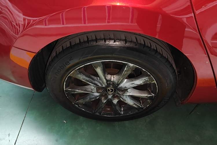 Used Mazda Atenza 2015 2.0L Blue Sky Luxury Edition Right Rear Wheel Hub