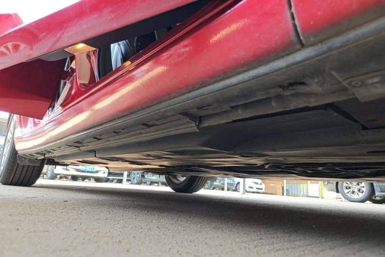 Used Mazda Atenza 2015 2.0L Blue Sky Luxury Edition Right Side Sill