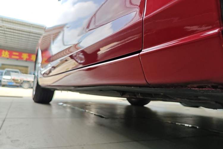 Used Mazda Atenza 2015 2.0L Blue Sky Luxury Edition Right Side Sill