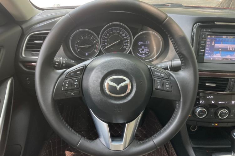 Used Mazda Atenza 2015 2.0L Blue Sky Luxury Edition Steering Wheel