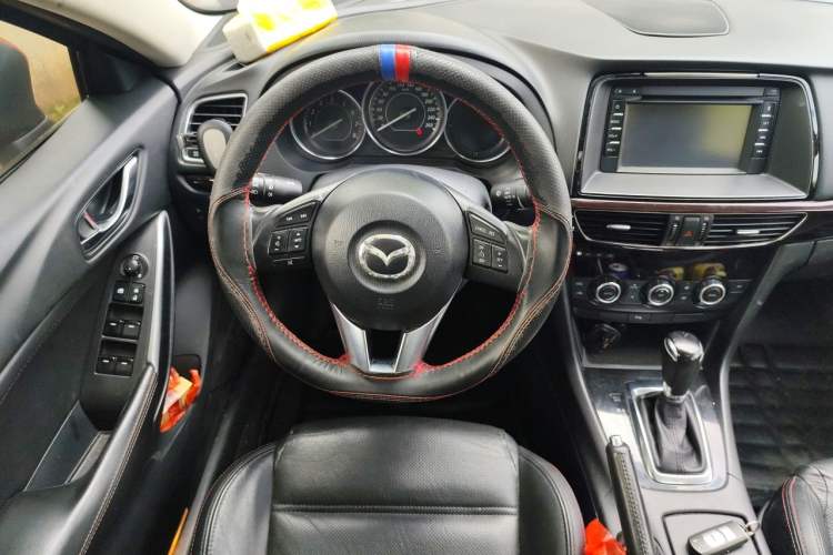 Used Mazda Atenza 2015 2.0L Blue Sky Luxury Edition Steering Wheel