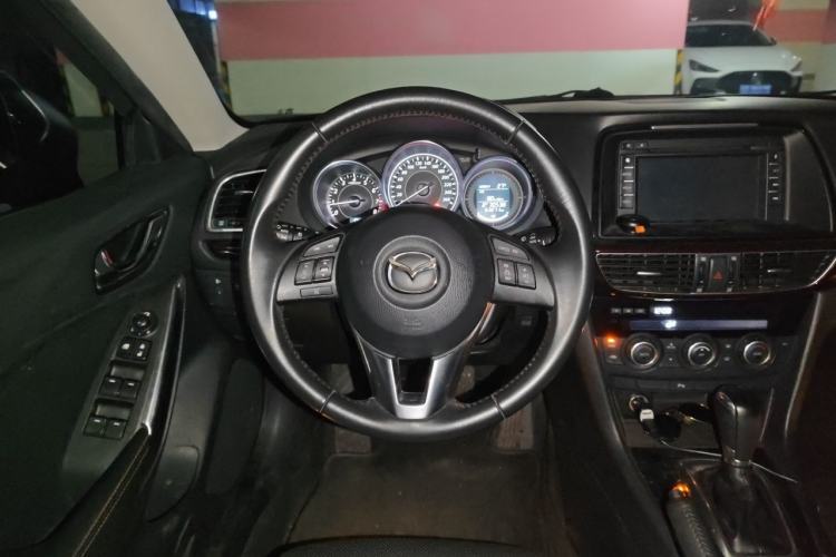 Used Mazda Atenza 2015 2.0L Blue Sky Luxury Edition Steering Wheel