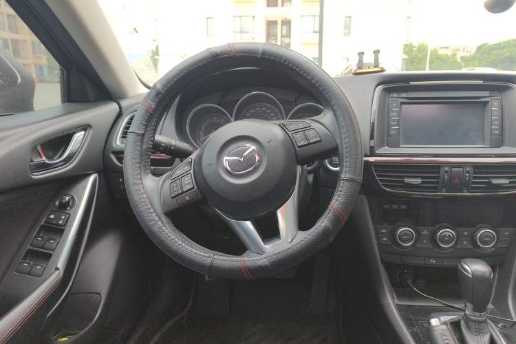 Used Mazda Atenza 2015 2.0L Blue Sky Luxury Edition Steering Wheel