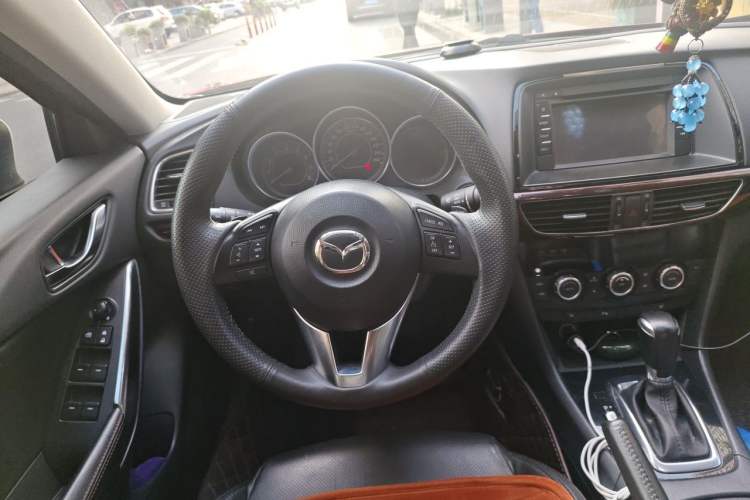 Used Mazda Atenza 2015 2.5L Blue Sky Prestige Edition Steering Wheel