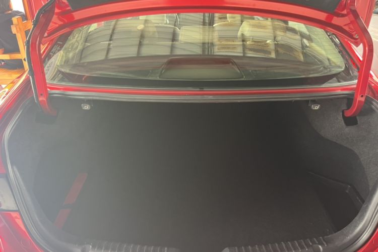 Used Mazda Atenza 2015 2.0L Blue Sky Luxury Edition Trunk