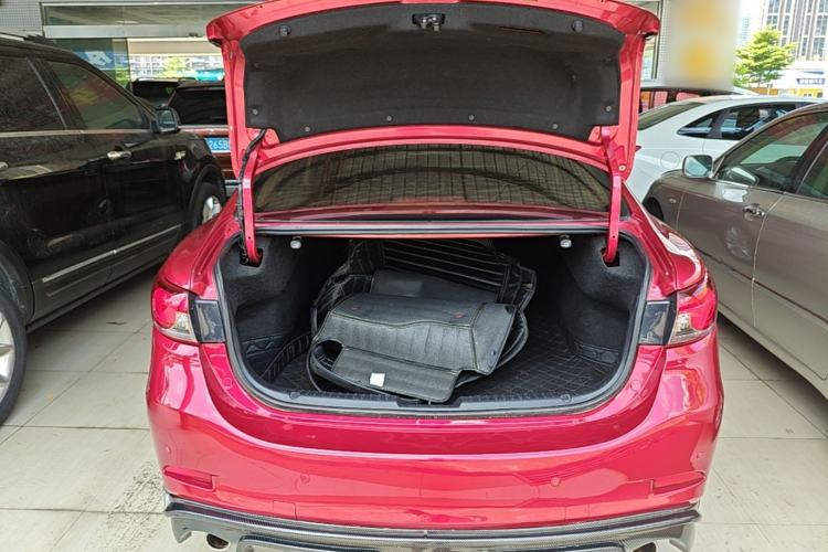 Used Mazda Atenza 2015 2.0L Blue Sky Luxury Edition Trunk