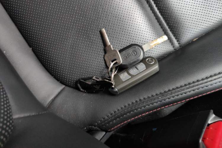 Used Mazda Atenza 2015 2.5L Blue Sky Prestige Edition Vehicle Key