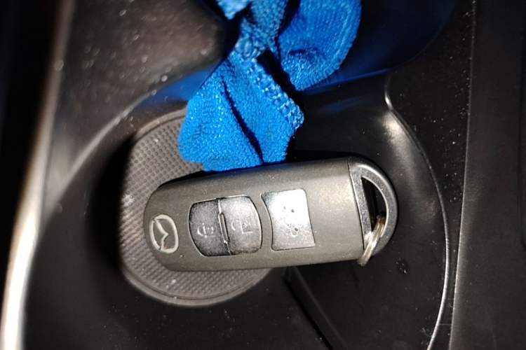 Used Mazda Atenza 2015 2.0L Blue Sky Luxury Edition Vehicle Key