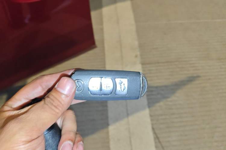 Used Mazda Atenza 2015 2.5L Blue Sky Sport Edition Vehicle Key