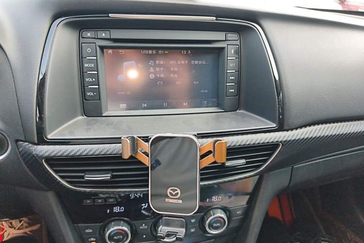 Used Mazda Atenza 2015 2.5L Blue Sky Sport Edition Audio And AC Panel