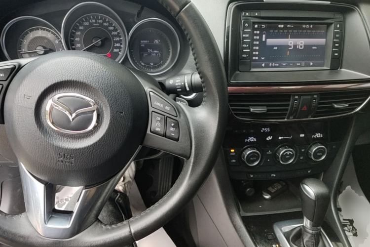 Used Mazda Atenza 2015 2.5L Blue Sky Prestige Edition Center Console