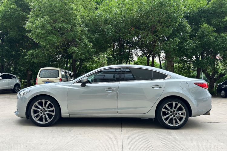 Used Mazda Atenza 2015 2.5L Blue Sky Prestige Edition Exterior 1