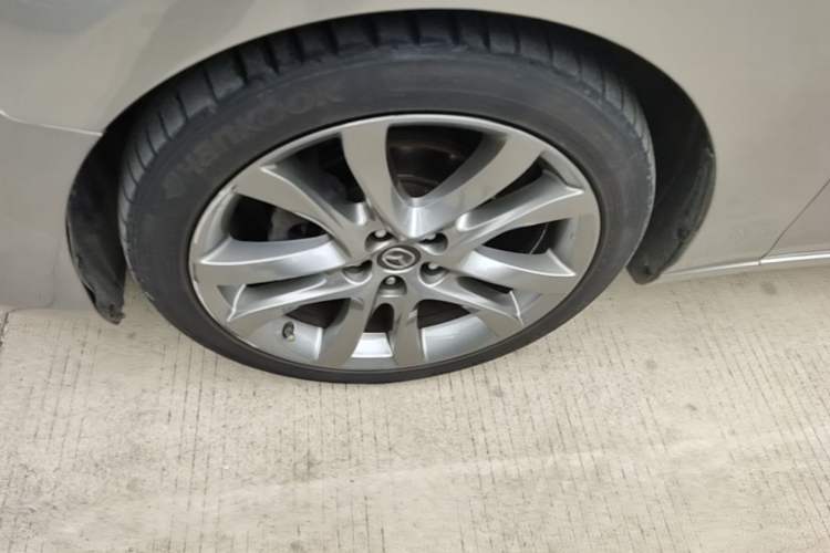Used Mazda Atenza 2015 2.5L Blue Sky Prestige Edition Left Front Wheel Hub