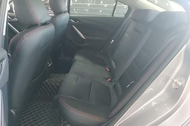Used Mazda Atenza 2015 2.0L Blue Sky Luxury Edition Left Rear Seat