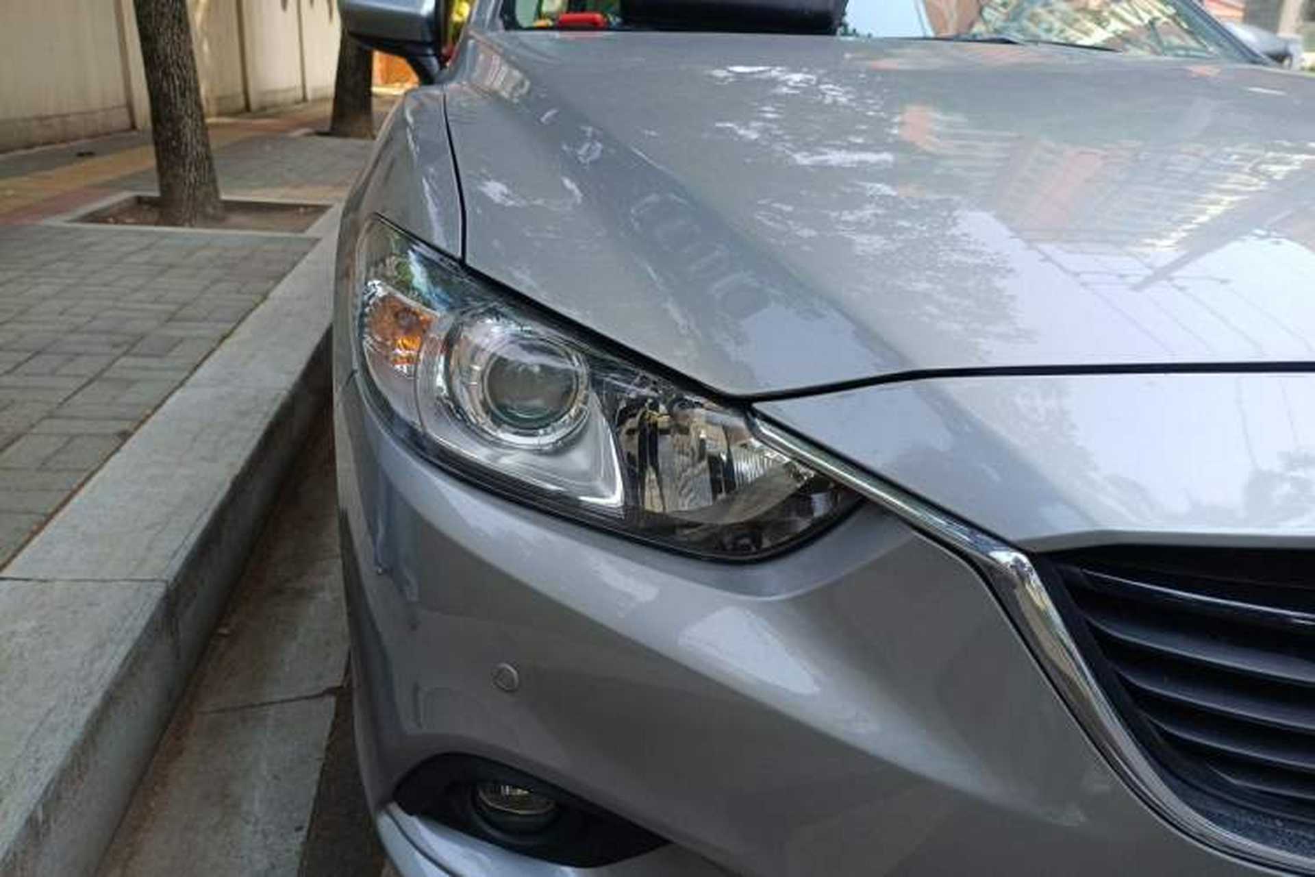 Used Mazda Atenza 2015 2.0L Blue Sky Luxury Edition Right Front Headlight