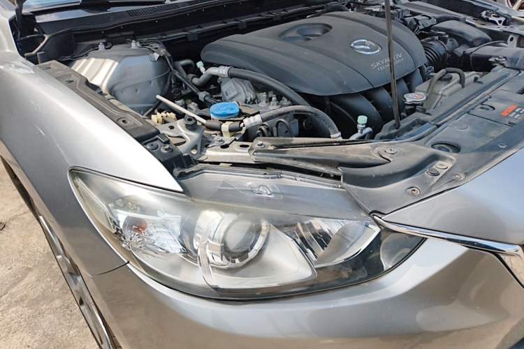 Used Mazda Atenza 2015 2.5L Blue Sky Sport Edition Right Front Headlight