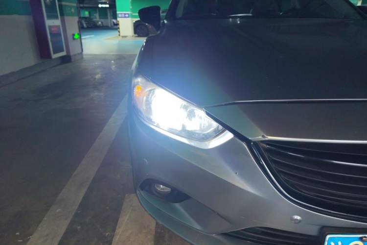 Used Mazda Atenza 2015 2.0L Blue Sky Prestige Edition Right Front Headlight